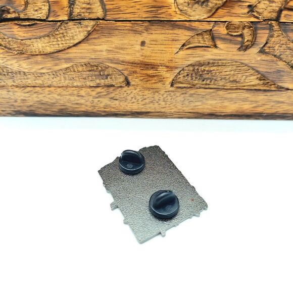 Adventure Time Pin Enchiridion - Picture 2 of 3